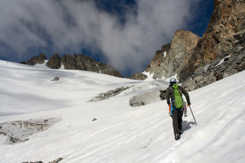 Crux of Progeny Peak's southeast slopes route